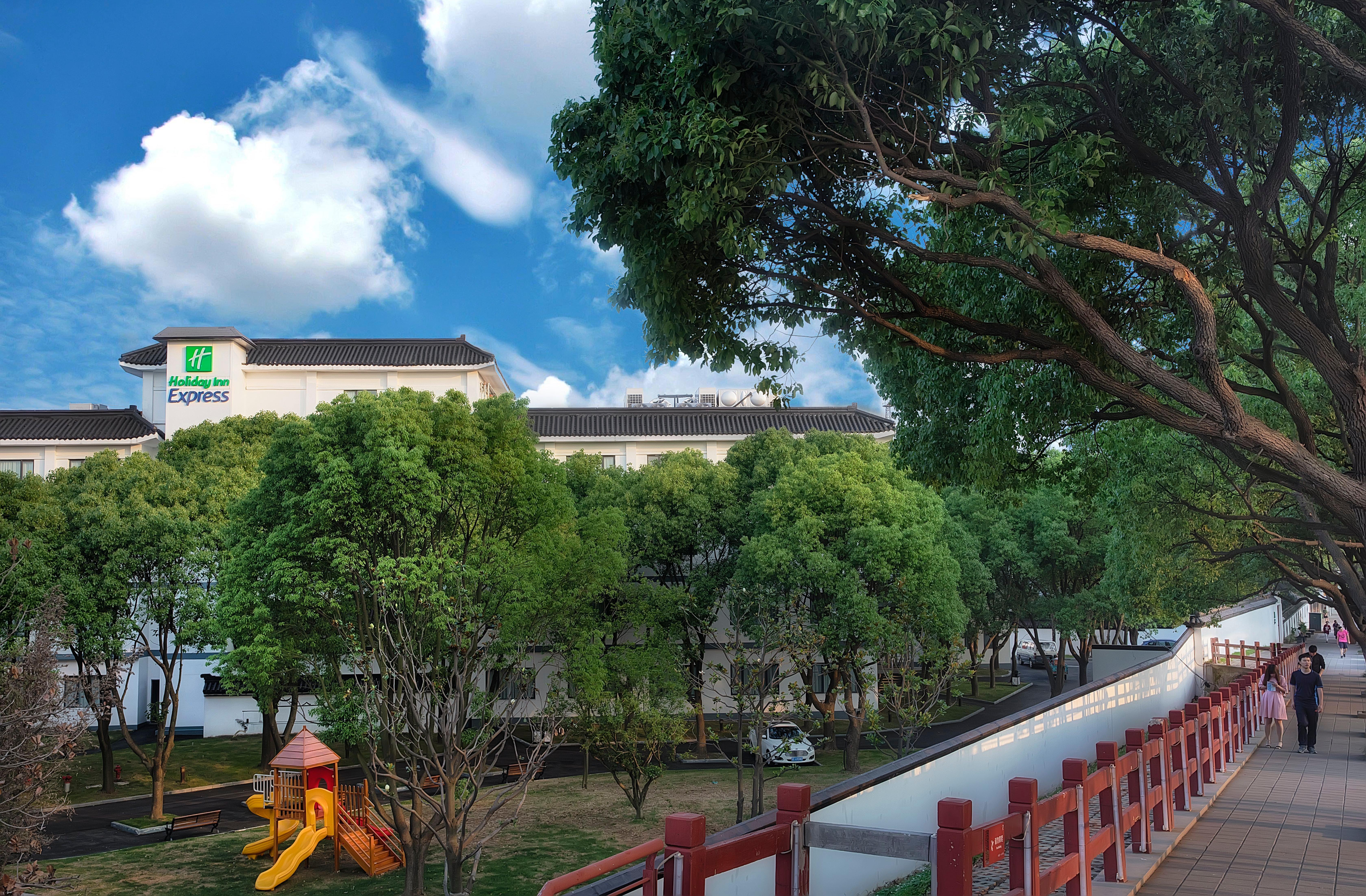 Holiday Inn Express - Suzhou Zhouzhuang Ancient Town, An Ihg Hotel Buitenkant foto